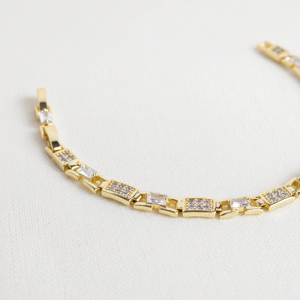 \product\_name\,\ \product\_type\\ |\ Altın\ Kaplama\ Takı\ |\ Di\&Ba\ Co.